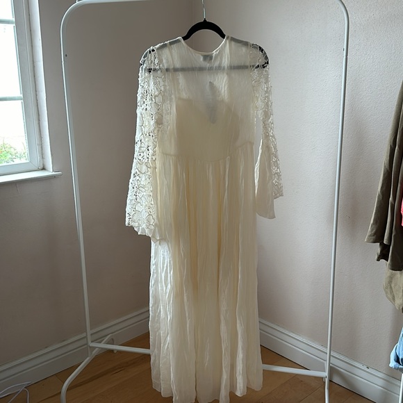 Cream Boho Dress - Picture 7 of 9
